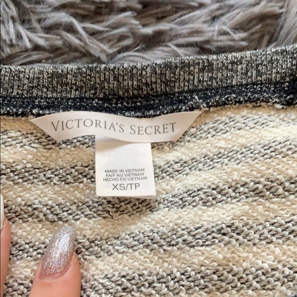 Victoria’s Secret sweater - Picture 2 of 2